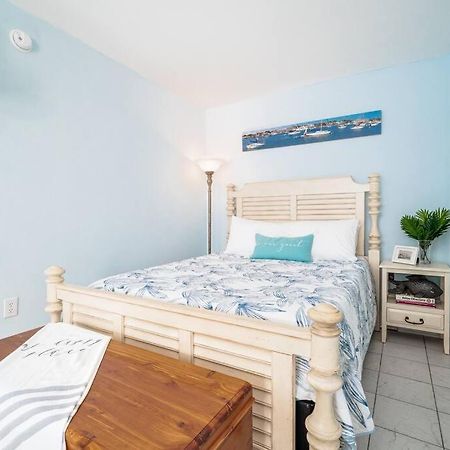 Why Knot Getaway...Rooftop With Waterview! Unit D Beaufort Екстер'єр фото