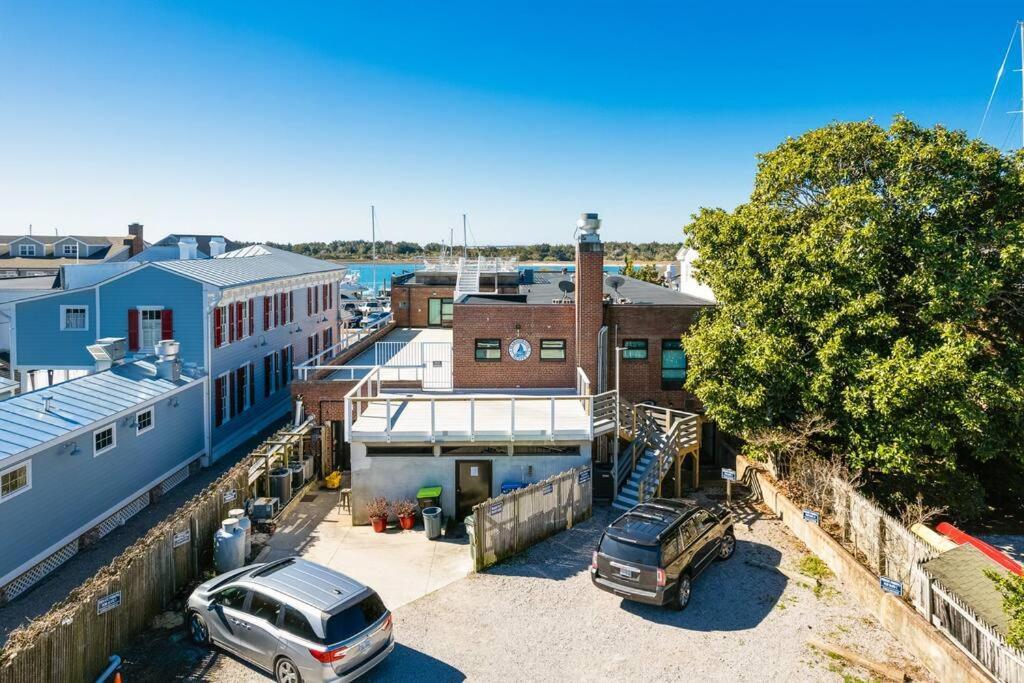 Why Knot Getaway...Rooftop With Waterview! Unit D Beaufort Екстер'єр фото