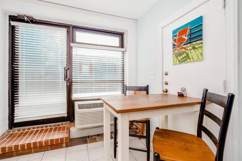 Why Knot Getaway...Rooftop With Waterview! Unit D Beaufort Екстер'єр фото