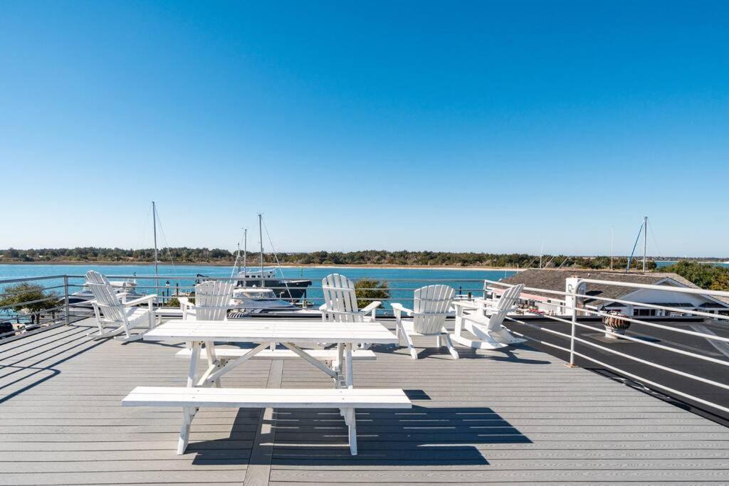 Why Knot Getaway...Rooftop With Waterview! Unit D Beaufort Екстер'єр фото