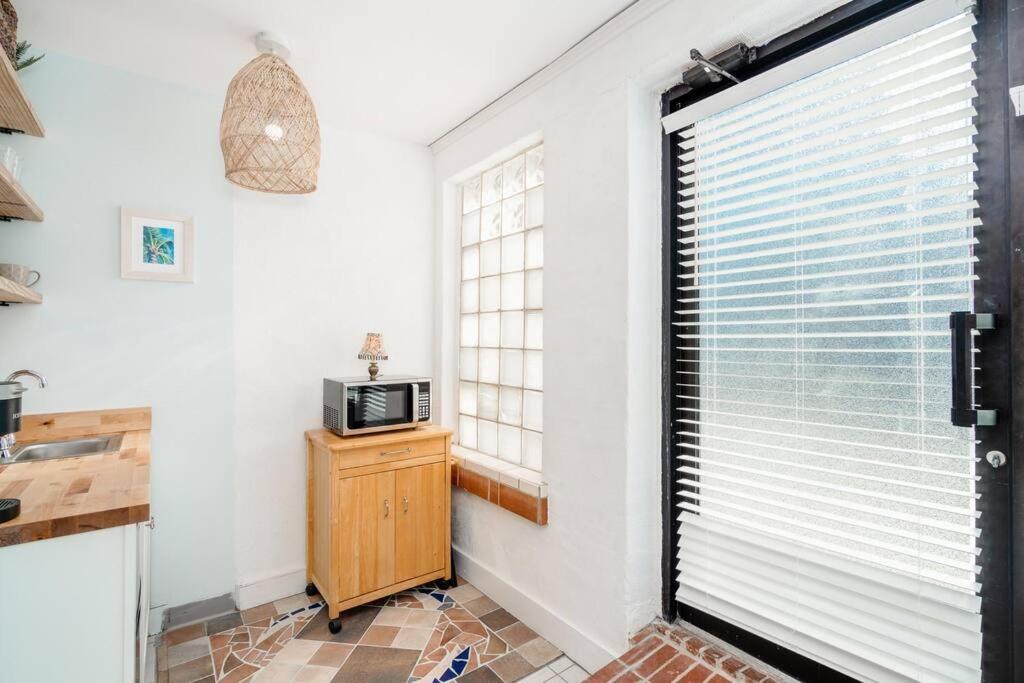 Why Knot Getaway...Rooftop With Waterview! Unit D Beaufort Екстер'єр фото