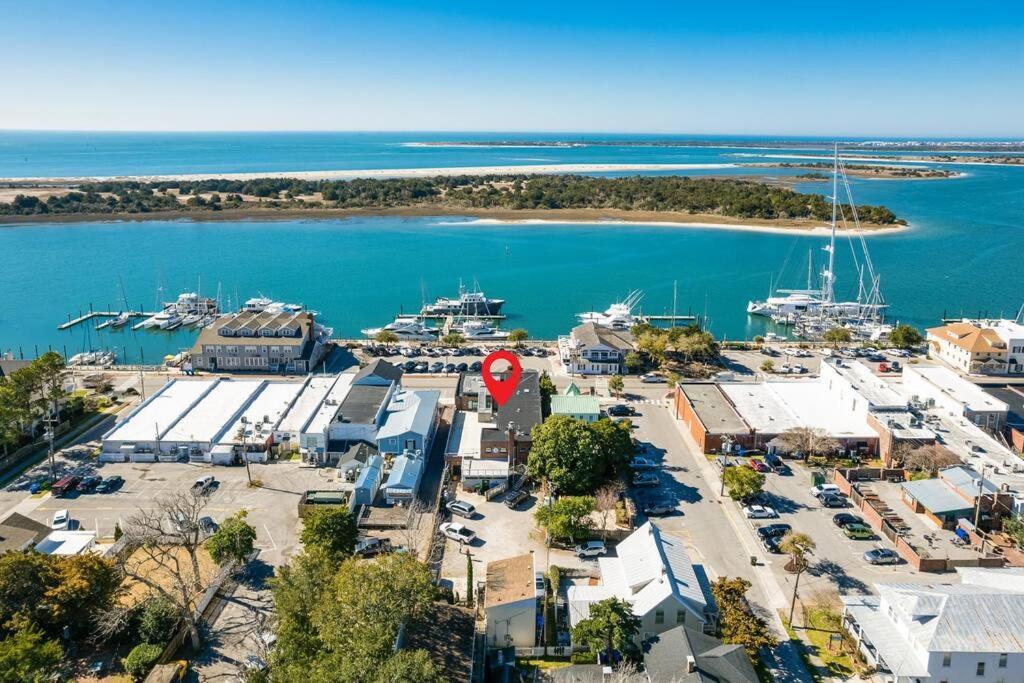 Why Knot Getaway...Rooftop With Waterview! Unit D Beaufort Екстер'єр фото