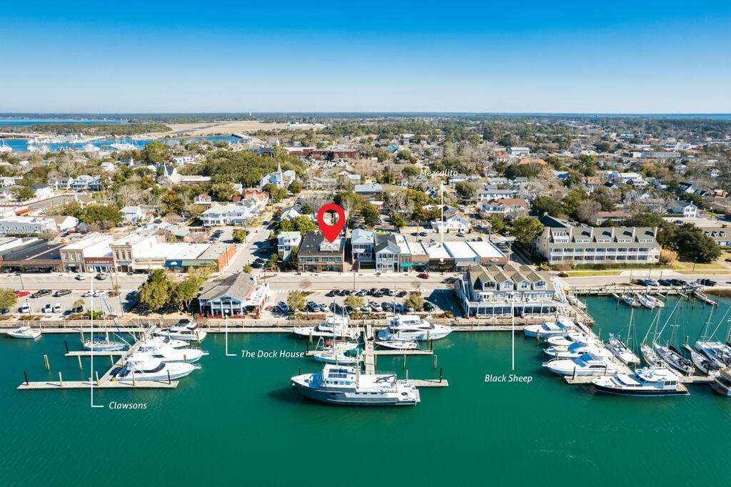 Why Knot Getaway...Rooftop With Waterview! Unit D Beaufort Екстер'єр фото